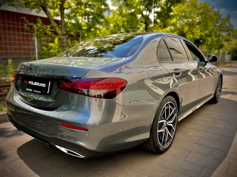 Autoscheiben tönen - Scheibentönung Michelstadt — RW-Folierung